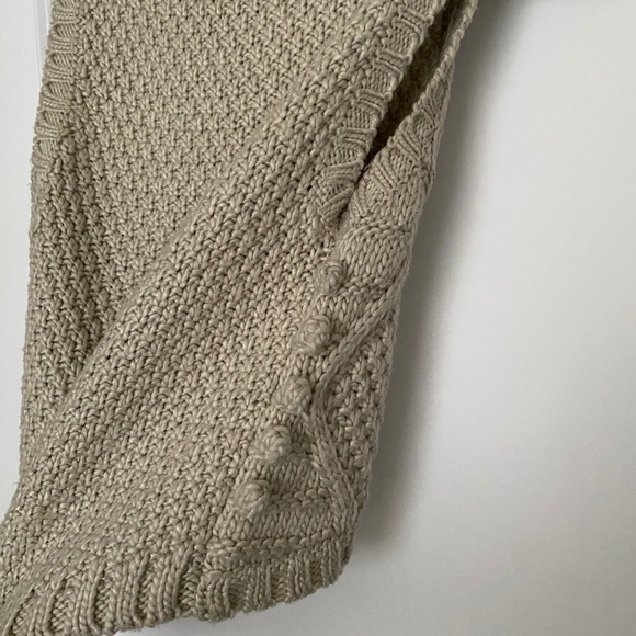 Vest - Picture 4 of 4